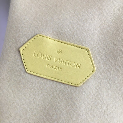 L'Allure Signature : Douceur et Sophistication.