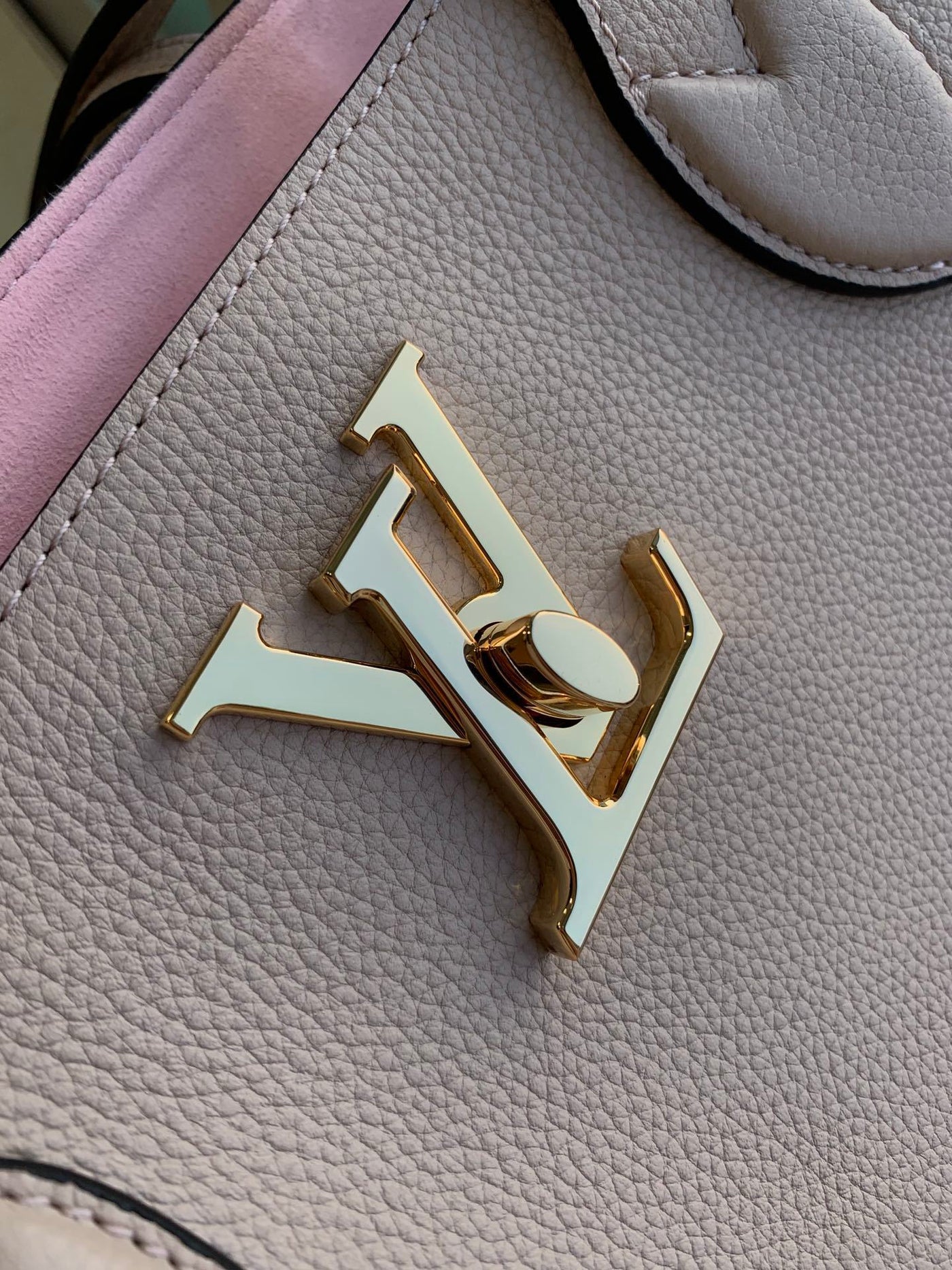 Le Format Idéal : Du Jour à la Soirée, Sans Compromis.