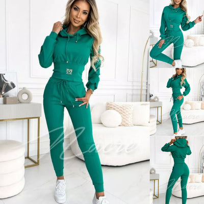 Survêtement deux pièces pour femmes avec capuche