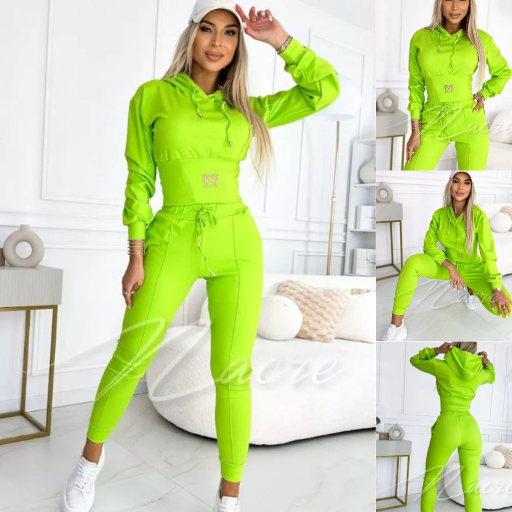 Survêtement deux pièces pour femmes avec capuche