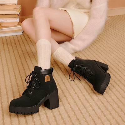 🔥【35-42】 👢✨Nouveauté automne 2025 : bottines pour femmes à talons épais et compensés — modèle rétro à lacets