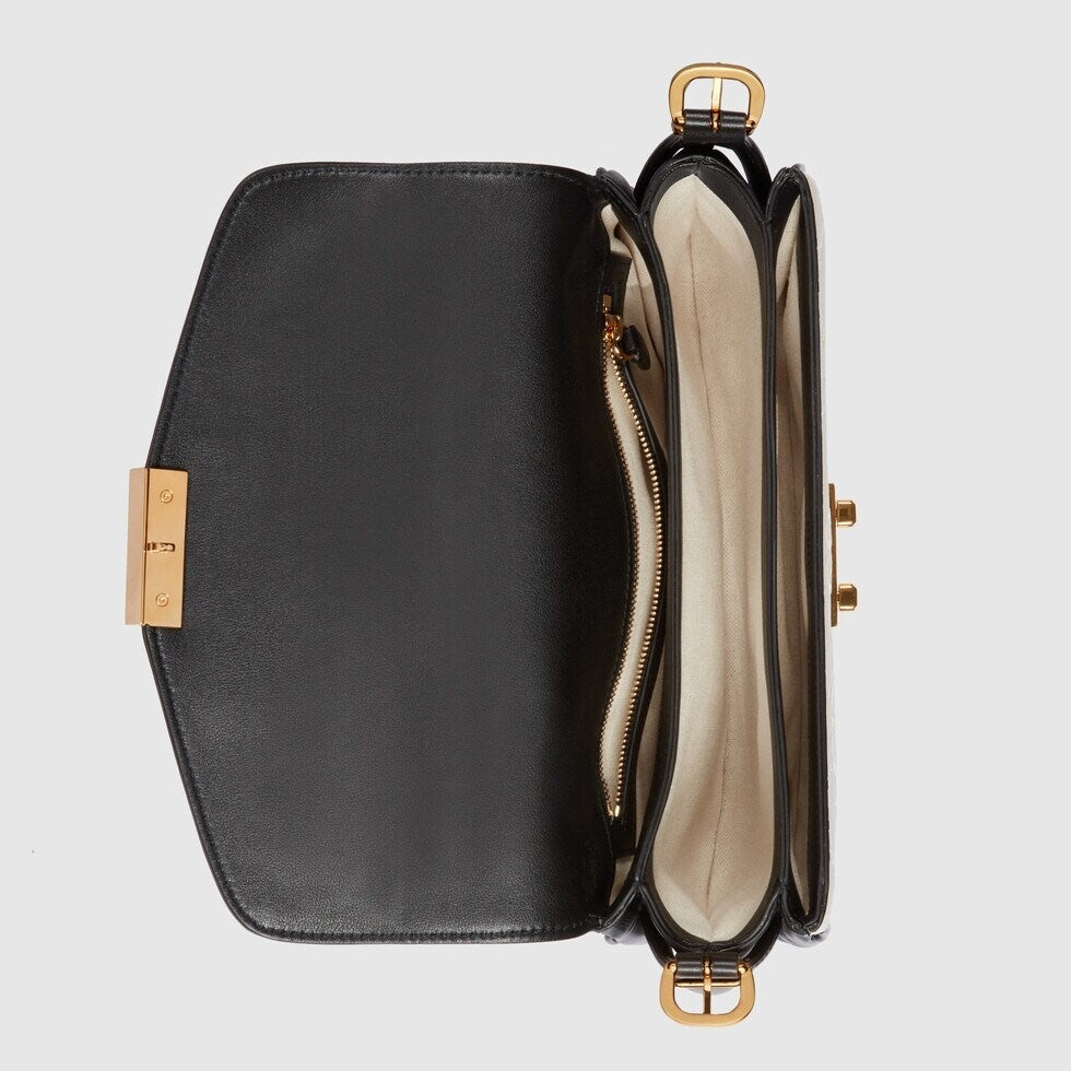 Le Chic Intemporel : L'Investissement Parfait.