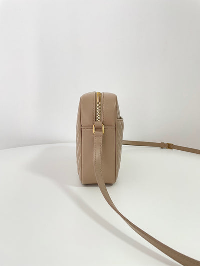 VAREL Chic Intemporel : Sac Bandoulière Camera Taupe et Finitions Dorées