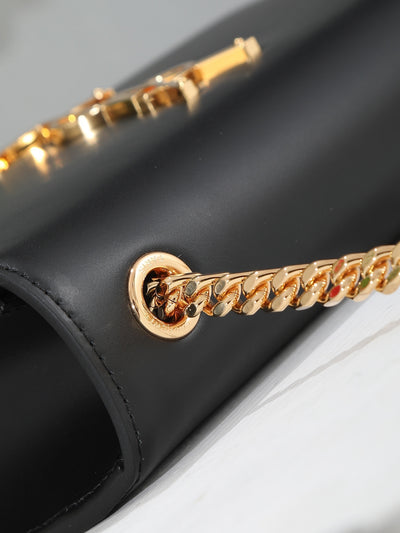 L'Élégance Éternelle : Le Compagnon du Quotidien.