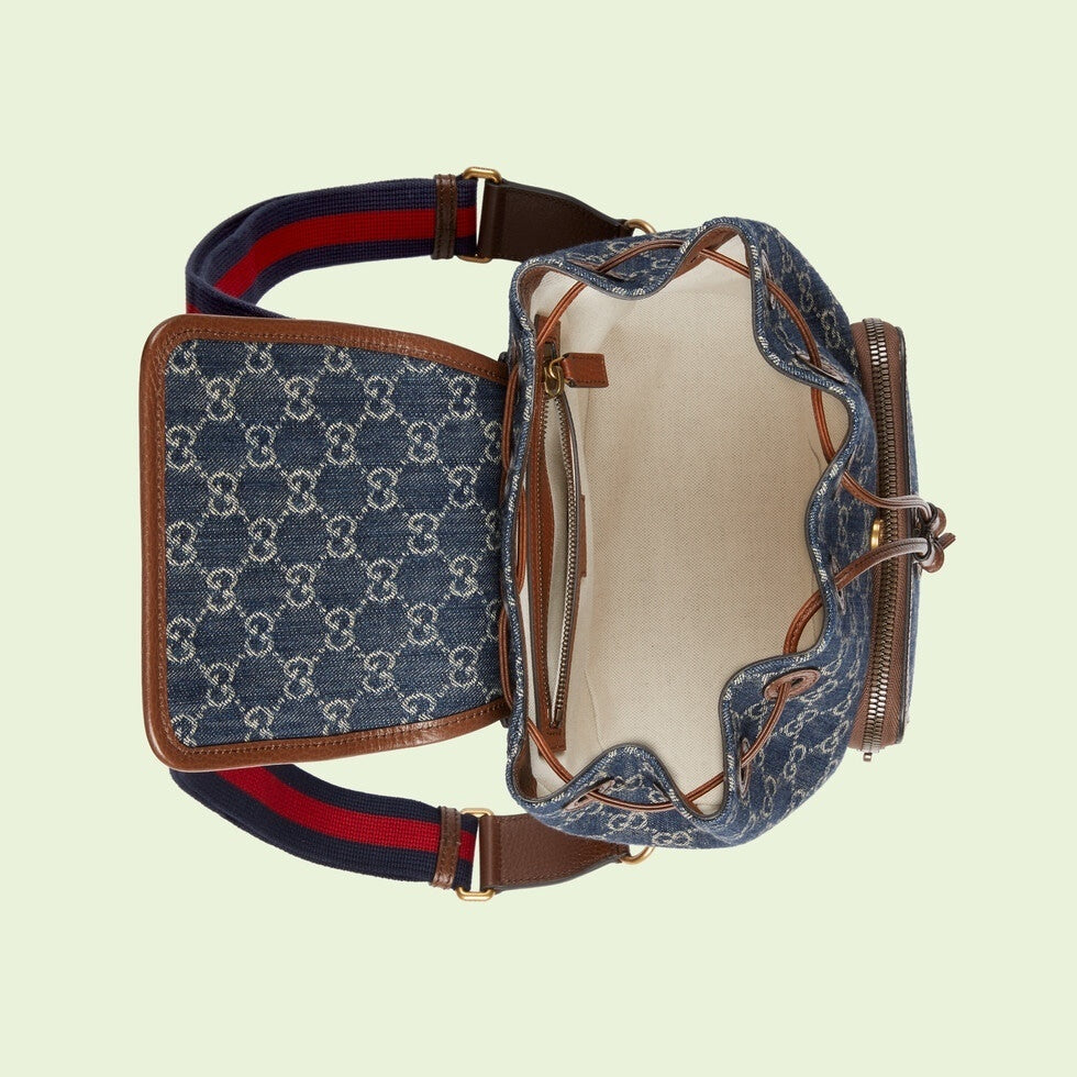 L'Accessoire Signature : L'Art du Détail Sophistiqué.