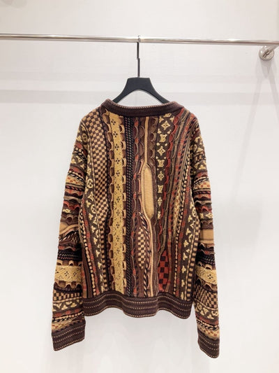 L'Élégance Intemporelle : Maille Sculpturale, Style Unique.