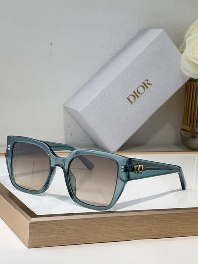 L'Éclat du Mystère : Lunettes de Soleil Glamour Oeil-de-Chat