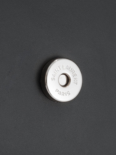 L'Élégance Éternelle : Le Compagnon du Quotidien.