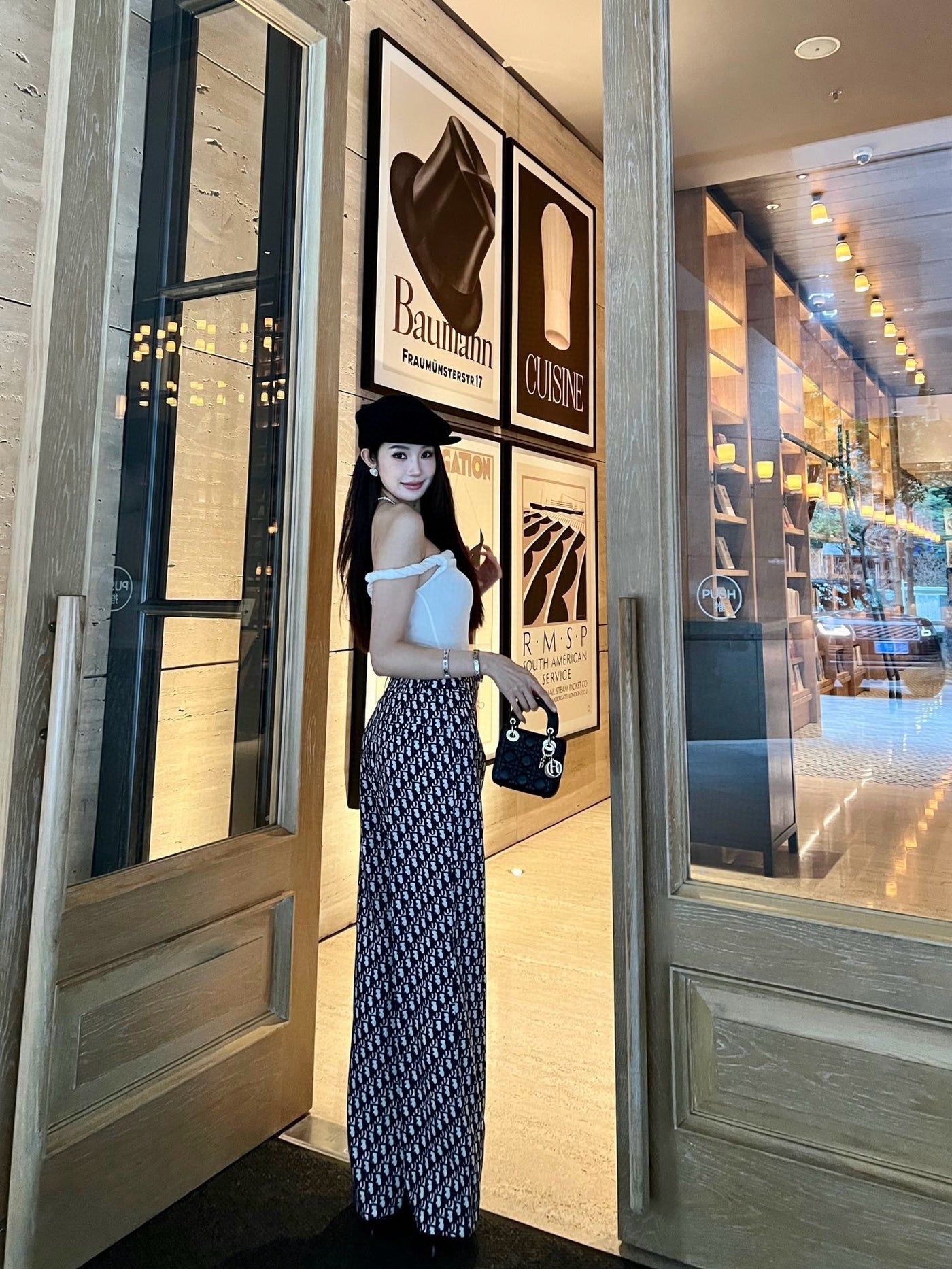 Pantalon Palazzo Imprimé Chic - Coupe Droite Taille Haute Luxueuse