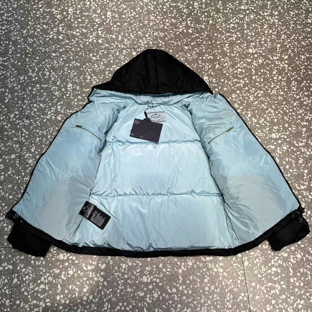 L'Édition Bicolore : Maîtrise du Volume et de la Lumière