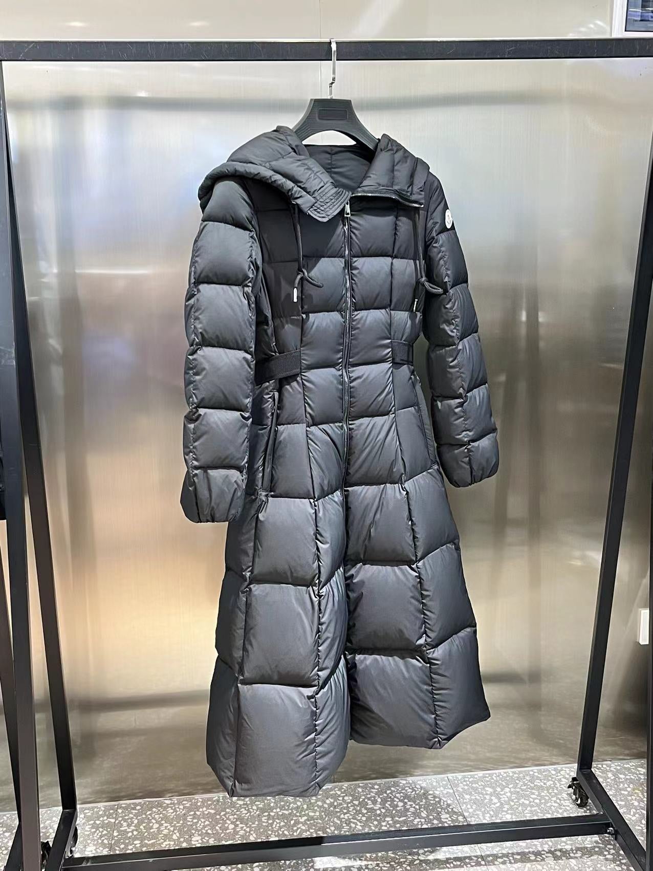 L'Éclat de l'Hiver : La Doudoune Courte Chaleur Suprême