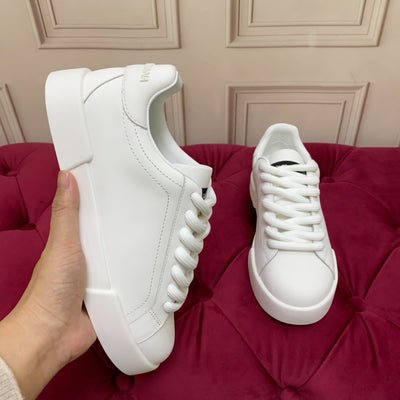 L'Essence du Minimalisme : Sneaker Blanche Haute Qualité