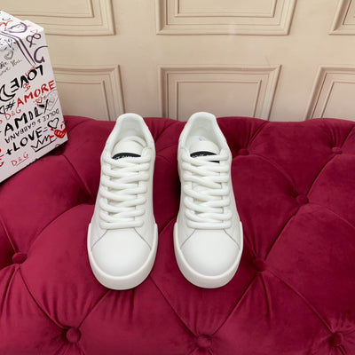 L'Essence du Minimalisme : Sneaker Blanche Haute Qualité