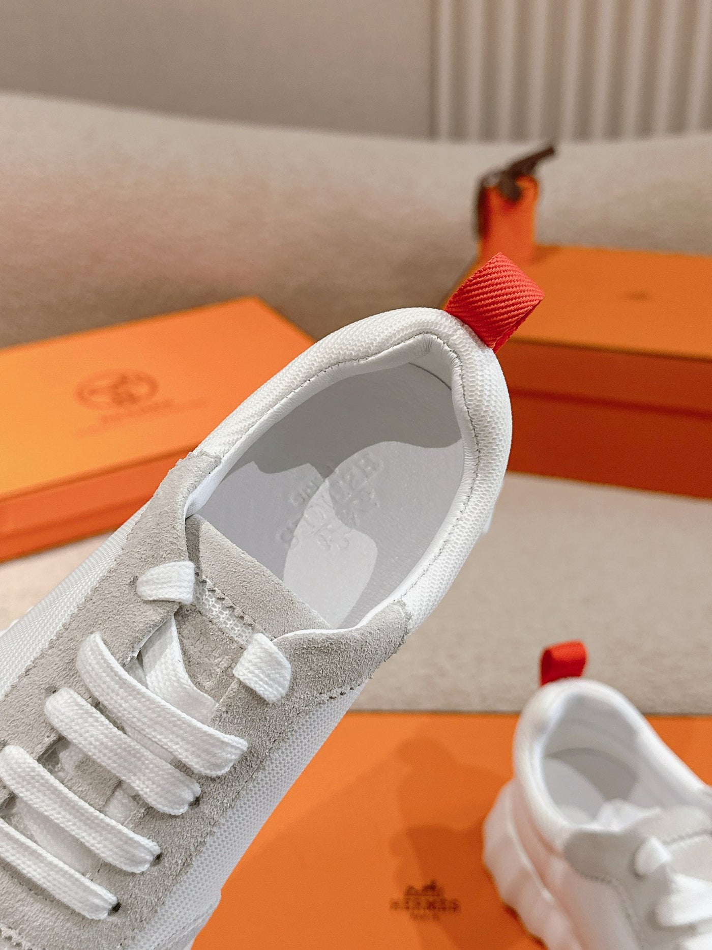 L'Élégance de l'Heure Dorée : Doudoune Cropped Confort Absolu