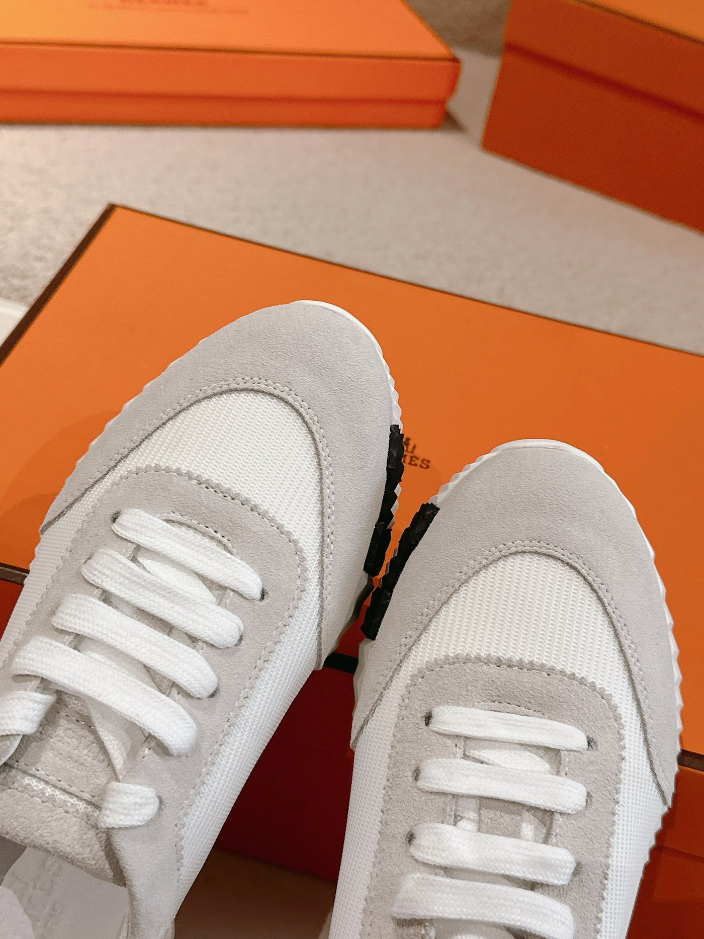 L'Élégance de l'Heure Dorée : Doudoune Cropped Confort Absolu