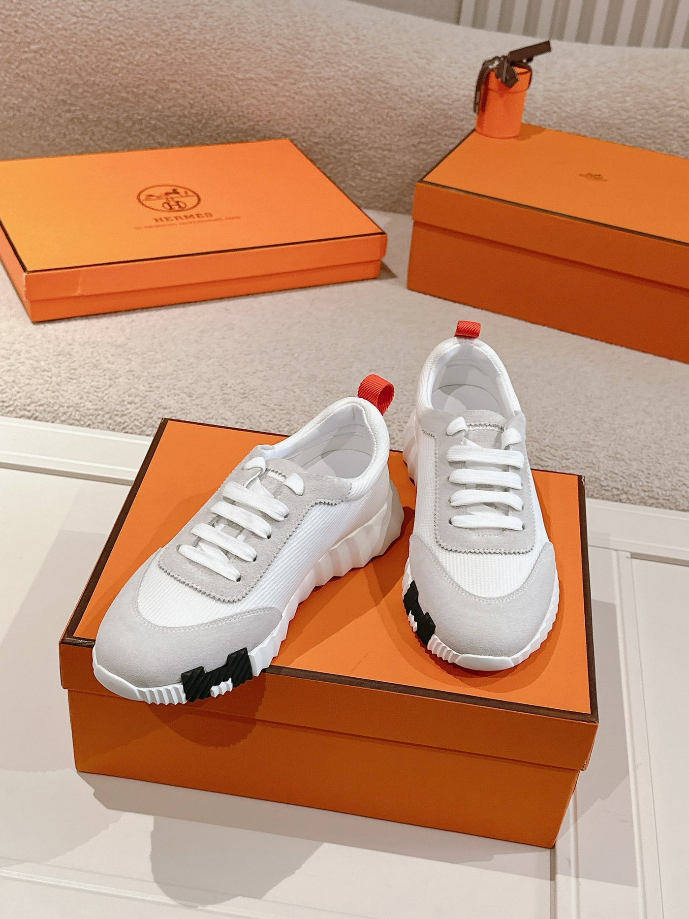 L'Élégance de l'Heure Dorée : Doudoune Cropped Confort Absolu