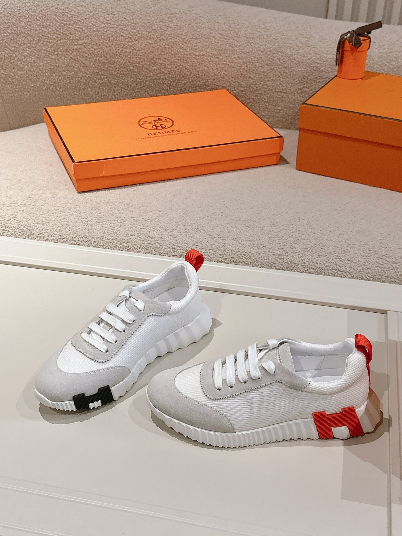 L'Élégance de l'Heure Dorée : Doudoune Cropped Confort Absolu