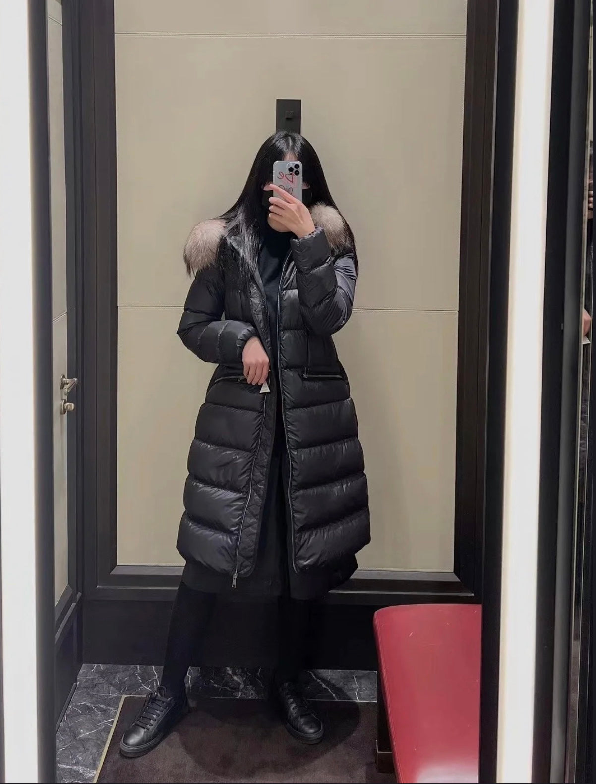 Le Réconfort Hivernal : Doudoune Cropped Col Sherpa