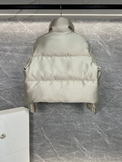 L'Élégance Cocooning : Doudoune Cropped Col Sherpa