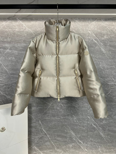 L'Élégance Cocooning : Doudoune Cropped Col Sherpa