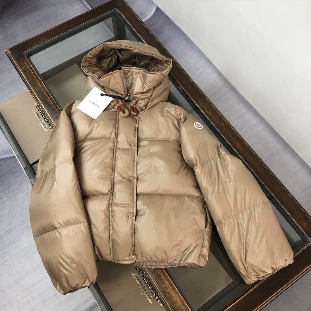 DOUDOUNE GLOSSÉE | DUO EXCLUSIF EN VERNIS BRILLANT