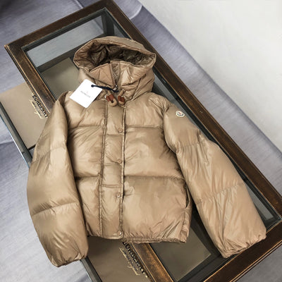 DOUDOUNE GLOSSÉE | DUO EXCLUSIF EN VERNIS BRILLANT