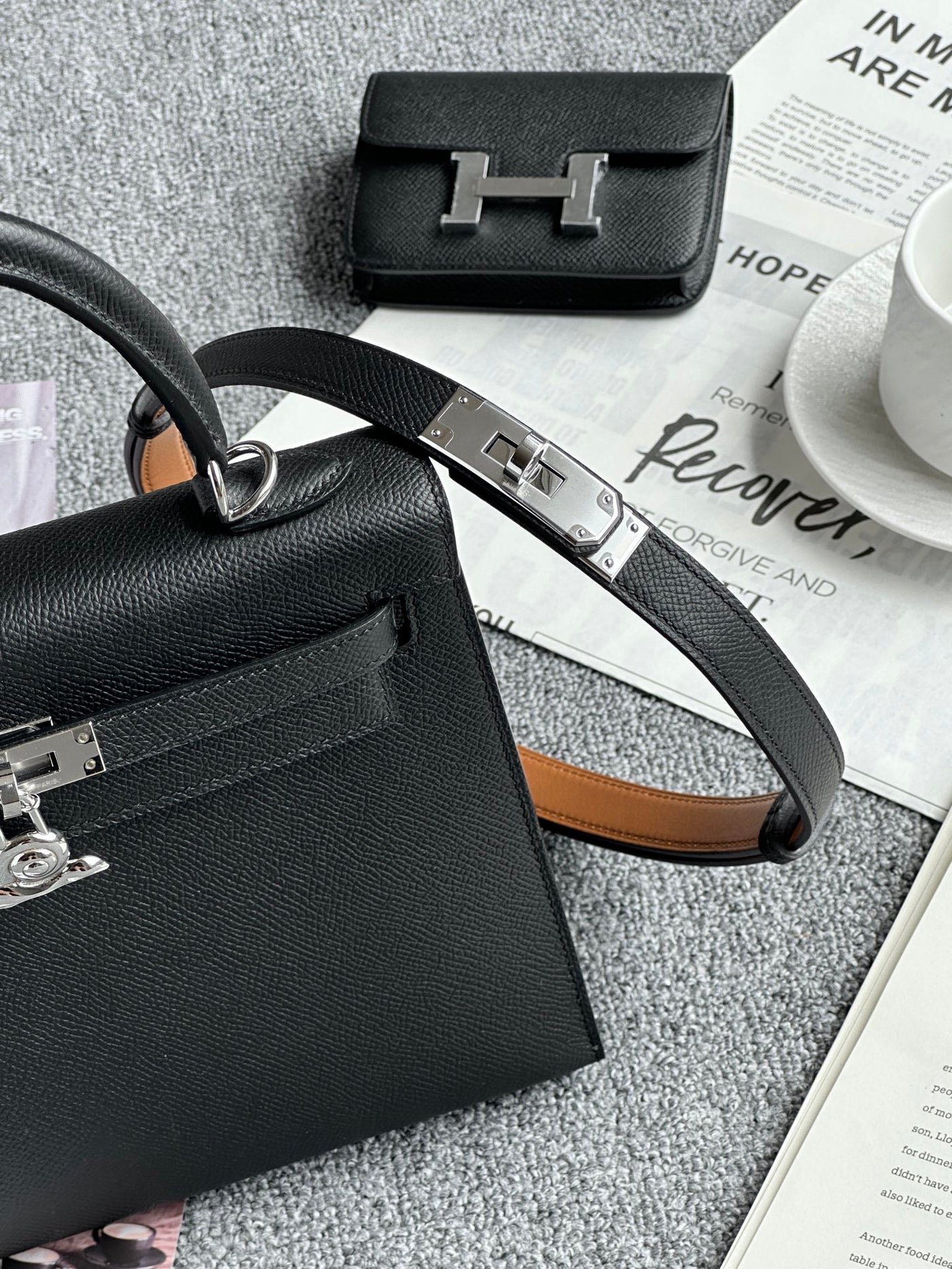 Double Jeu. L'Imprimé Qui Ne Se Démode Jamais.