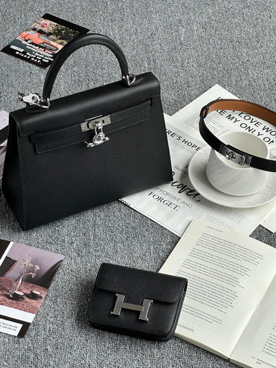 Double Jeu. L'Imprimé Qui Ne Se Démode Jamais.