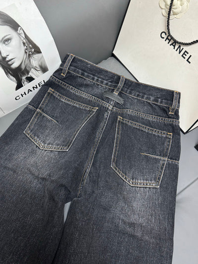 L'Art de la Maille. Pièce de Collection.