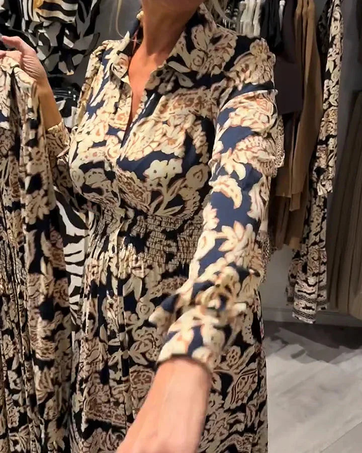 Robe chemise vintage à fleurs avec boutonnage à la taille