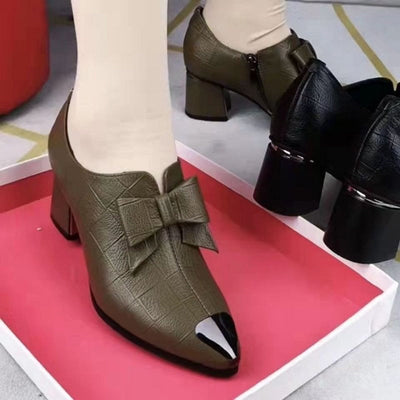 Chaussures à talons carrés et bout pointu en cuir PU pour femmes