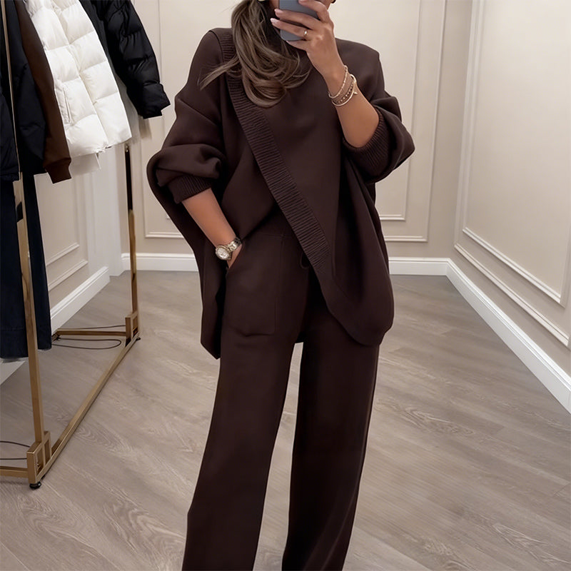 Ensemble 2 pièces oversize pour femme composé d'un pull et d'un pantalon