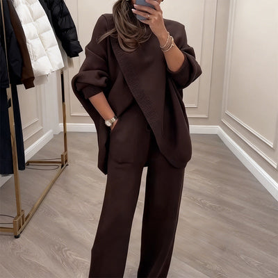 Ensemble 2 pièces oversize pour femme composé d'un pull et d'un pantalon